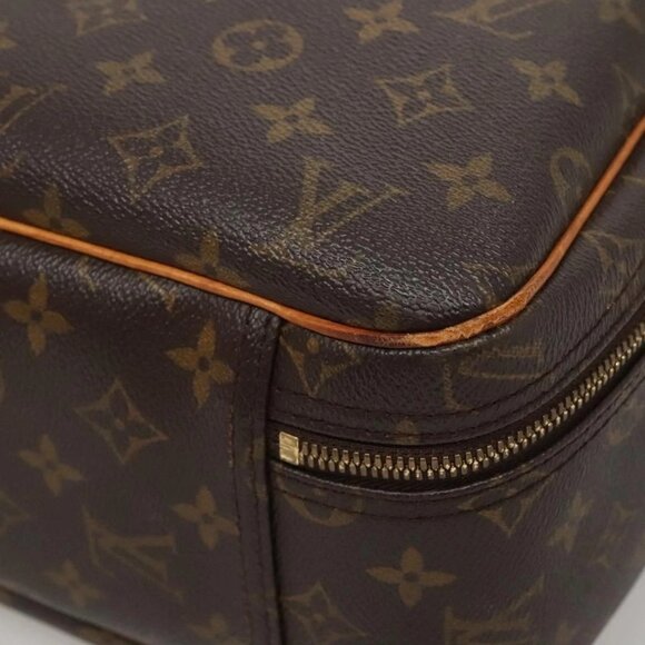 LOUIS VUITTON Monogram Excursion Hand Bag M41450 LV Auth 142138 - Picture 3 of 16